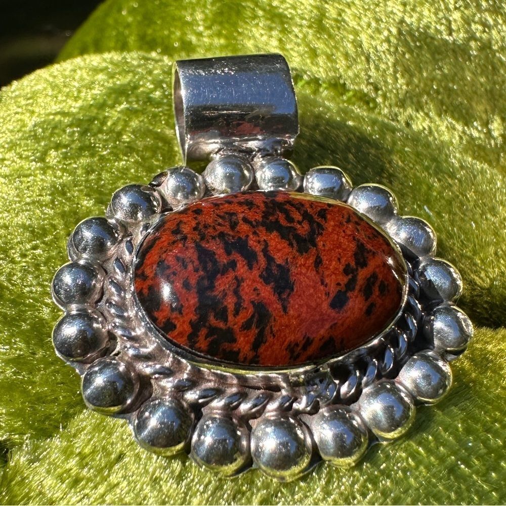 925 Oval Natural Mahogany Obsidian Gemstone
Pendant Vintage 925 Silver F…